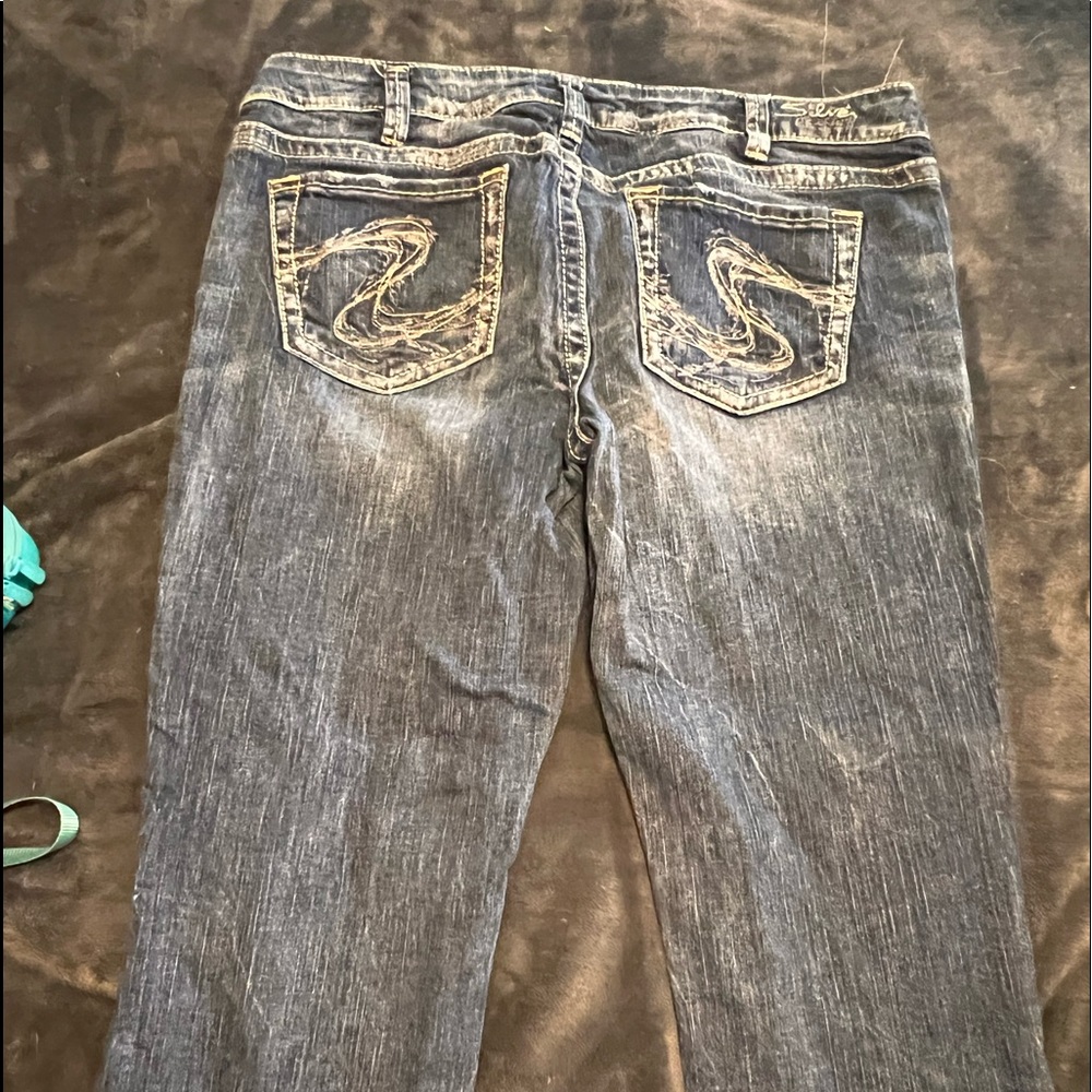 Size 34 capri Silver jeans